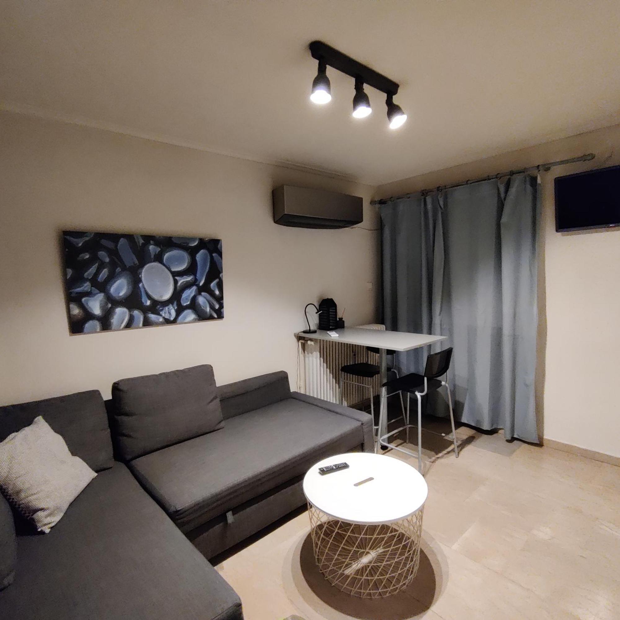Theo'S Loft Apartment Athena Bagian luar foto